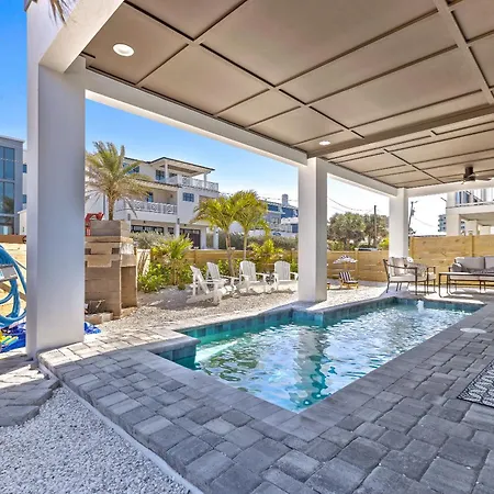 Coastal Dream! Ocean Views! Pool! Seconds From The Beach! 2601S